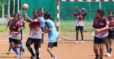 സംസ്ഥാന സ്‌കൂള്‍ കായിക മേള  ഗോള്‍ വല നിറച്ച് കണ്ണൂര്‍ ചാമ്പ്യന്മാര്‍