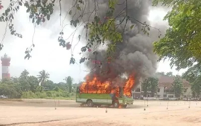 ആലപ്പുഴയില്‍ ഡ്രൈവിംഗ് ടെസ്റ്റിനിടെ ബസിന് തീപിടിച്ചു